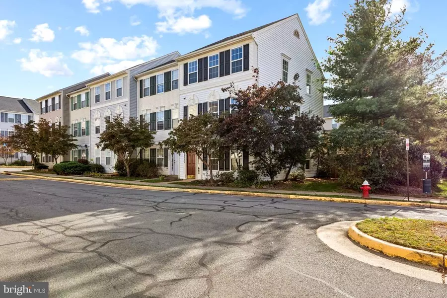 46051 GRAMMERCY TER, Sterling, VA 20166