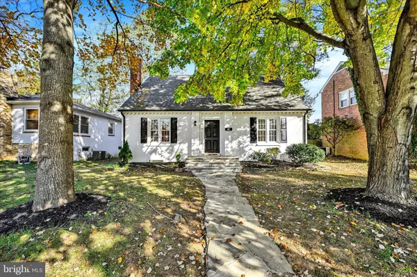 Catonsville, MD 21228,19 DUNMORE RD