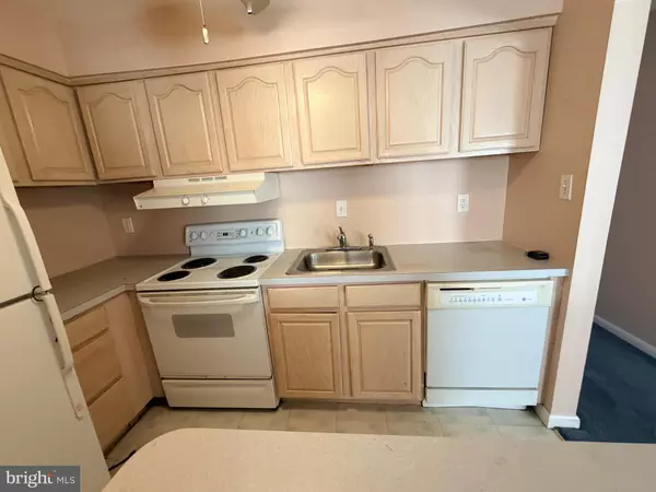 Aston, PA 19014,4701 PENNELL RD #H-3