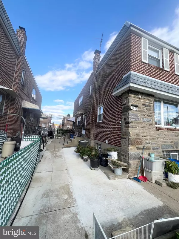 Philadelphia, PA 19152,3017 GUILFORD ST