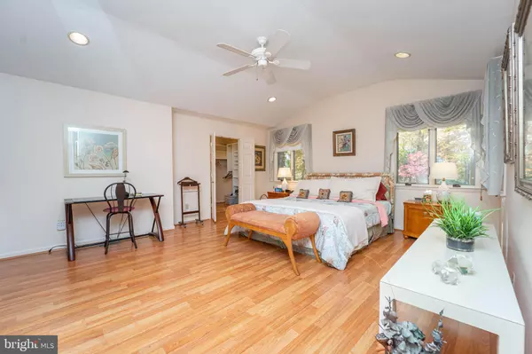 Annapolis, MD 21401,1737 POINT NO POINT DR