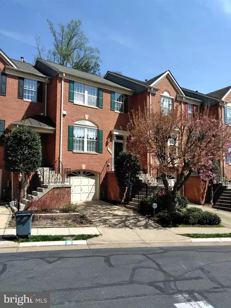 1384 PARK GARDEN LN, Reston, VA 20194