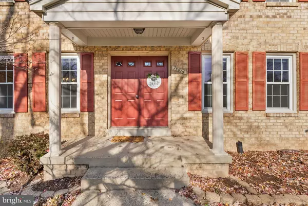 Chantilly, VA 20151,13814 LEIGHFIELD ST