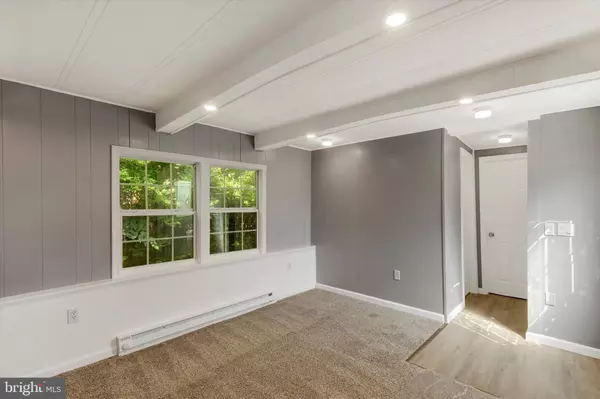 Windsor, PA 17366,2 WINDSOR ACRS