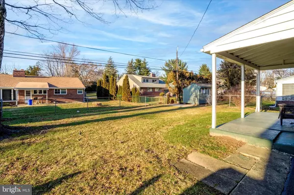 Havertown, PA 19083,210 PADDOCK RD