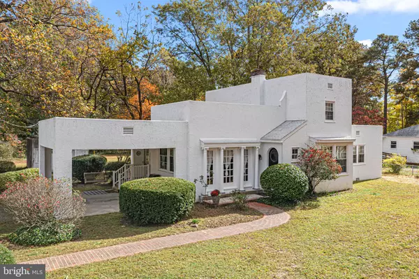 171 BEACH RD, White Stone, VA 22578