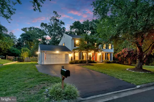 10302 GALPIN CT, Great Falls, VA 22066