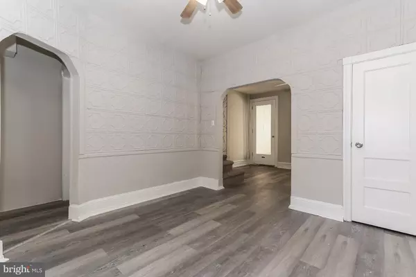 Philadelphia, PA 19143,2035 S FRAZIER ST