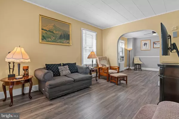 Hamilton, NJ 08629,907 QUINTON