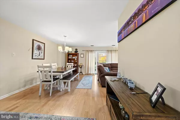 Haddonfield, NJ 08033,215 HADDONFIELD COMMONS