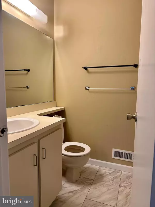 Absecon, NJ 08205,158 RUMSON DR