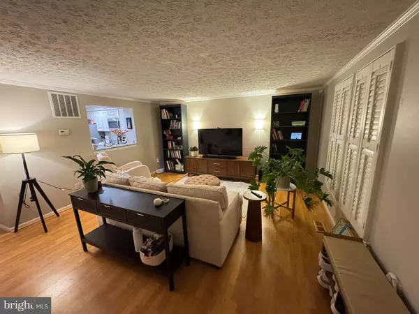 Columbia, MD 21044,6016 WILD GINGER CT