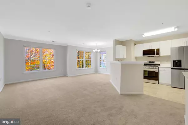 Fairfax, VA 22033,12899 FAIR BRIAR LN