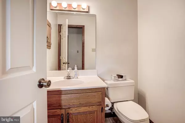 State College, PA 16803,1765 CAMBRIDGE DR