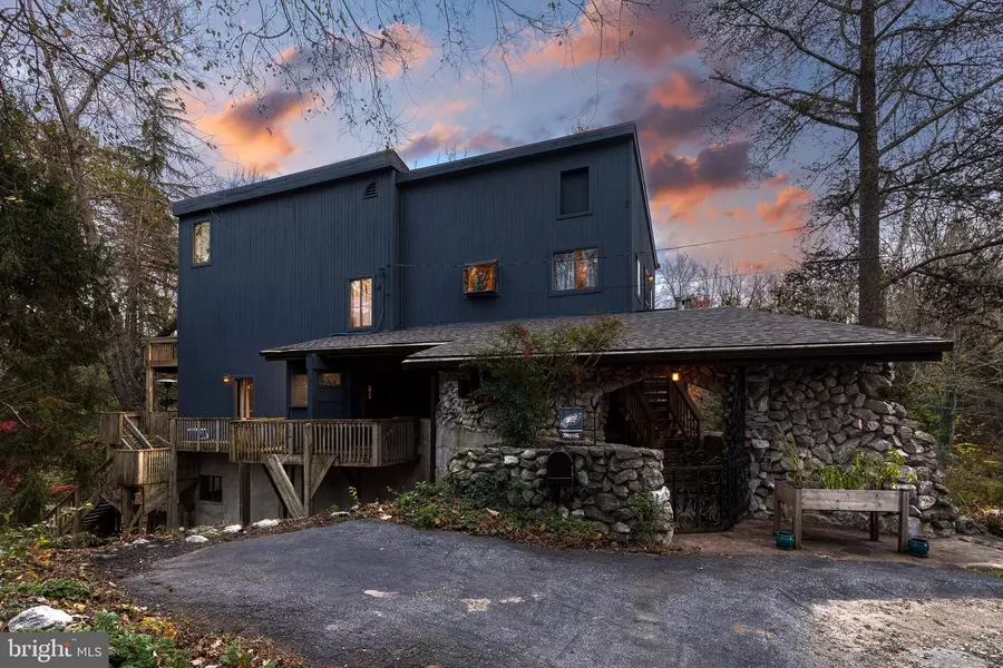 9919 FINNEY DR, Parkville, MD 21234