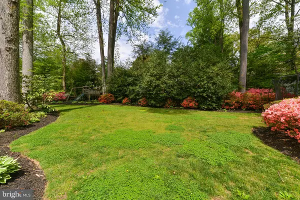 Falls Church, VA 22044,6420 CROSSWOODS DR