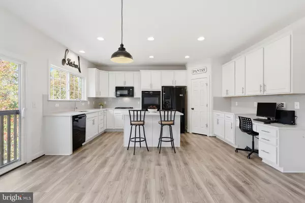 Fredericksburg, VA 22405,225 PERTH DR