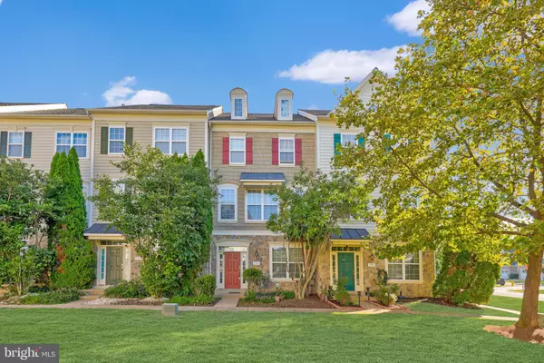 Woodbridge, VA 22191,743 COLLINGTON CT