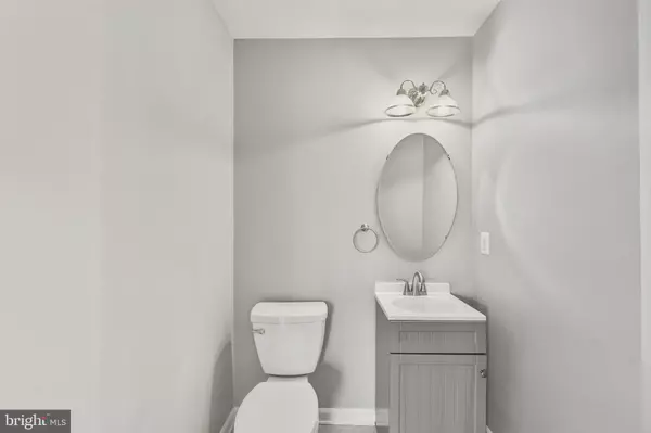 Leesburg, VA 20175,134 SHIRLEY SQ SE