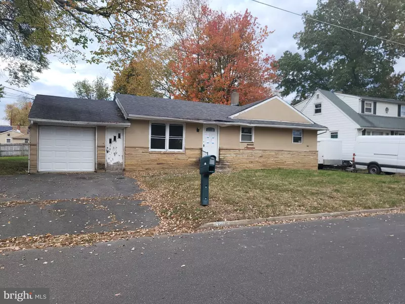 120 SUSSEX, Trenton, NJ 08638