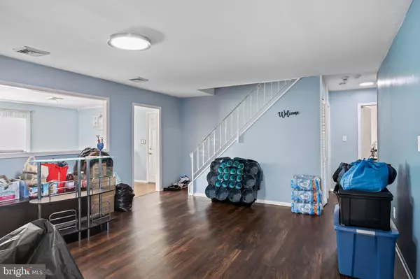 Willingboro, NJ 08046,4 BANCROFT LN