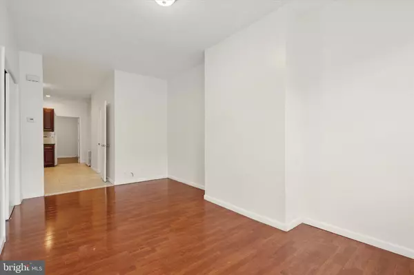 Philadelphia, PA 19145,2021 S 22ND ST #1