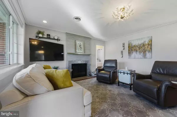 Wilmington, DE 19808,6 REGENT CIR