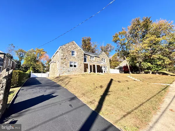 Philadelphia, PA 19131,5011 WOODBINE AVE