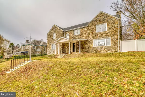 Philadelphia, PA 19131,5011 WOODBINE AVE