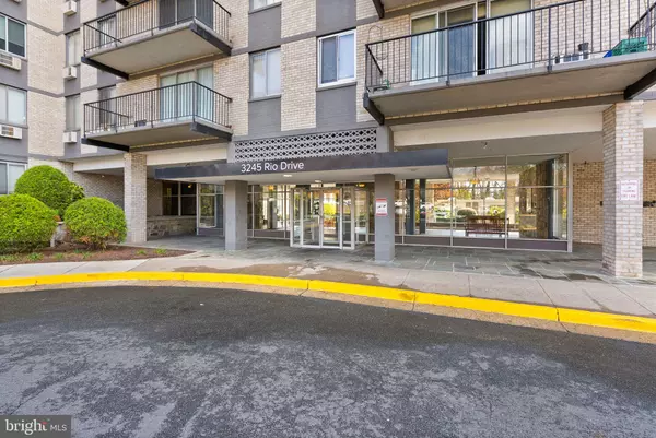 Falls Church, VA 22041,3245 RIO DR #608