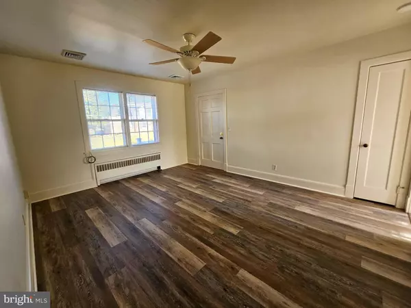 Orange, VA 22960,218 PIEDMONT ST #4