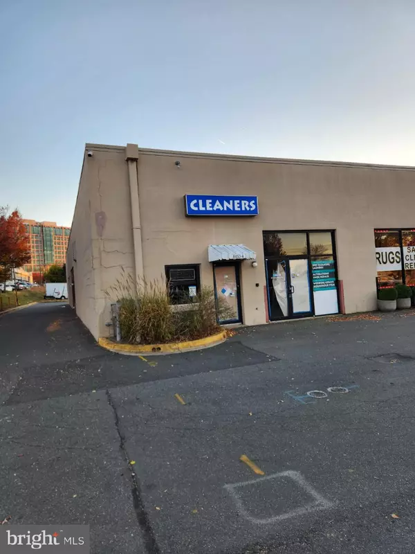 Vienna, VA 22182,8453-A TYCO RD #1