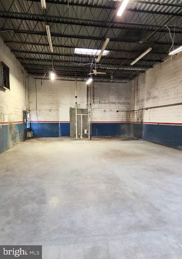 Vienna, VA 22182,8453-A TYCO RD #1