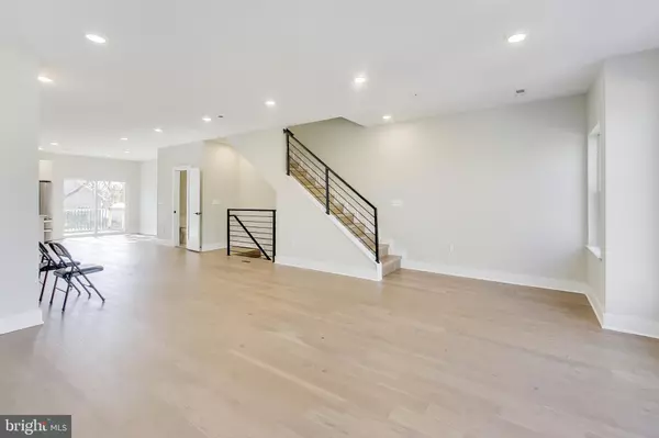 Washington, DC 20019,5333 HAYES ST NE