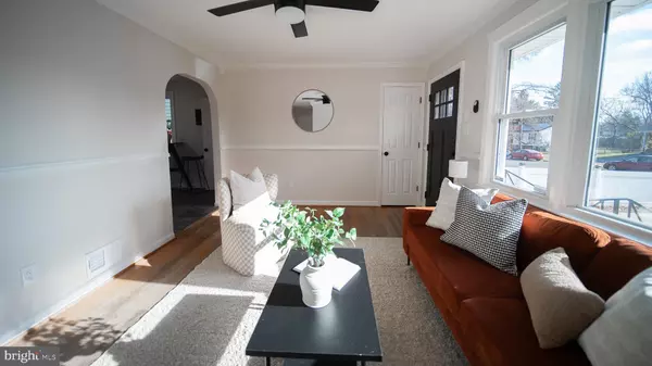 Beltsville, MD 20705,4306 MAPLE PL