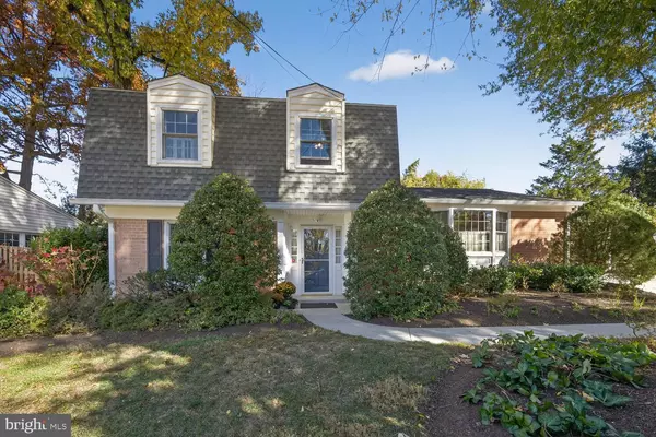 8703 YARMOUTH CT, Potomac, MD 20854