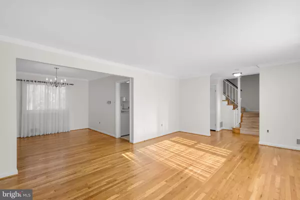 Greenbelt, MD 20770,111 TAMARISK CT