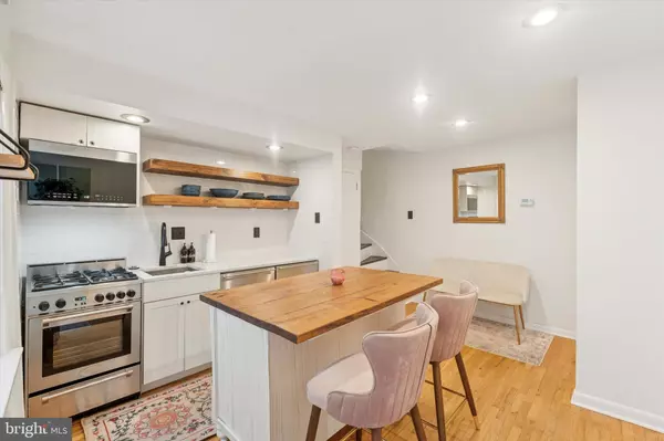 Philadelphia, PA 19147,1136 WAVERLY ST #1R