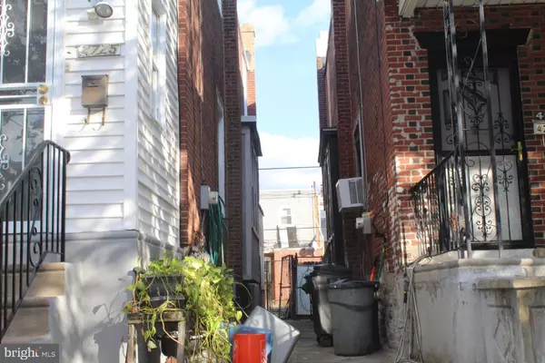 Philadelphia, PA 19120,4725 ROSEHILL ST