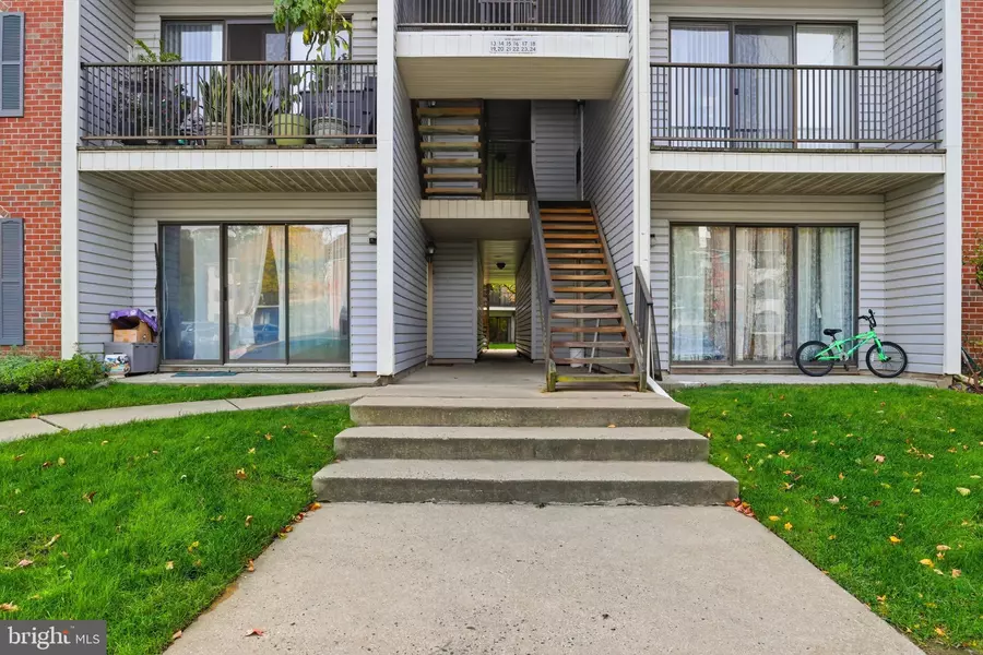 21 KITE CT, Lawrenceville, NJ 08648