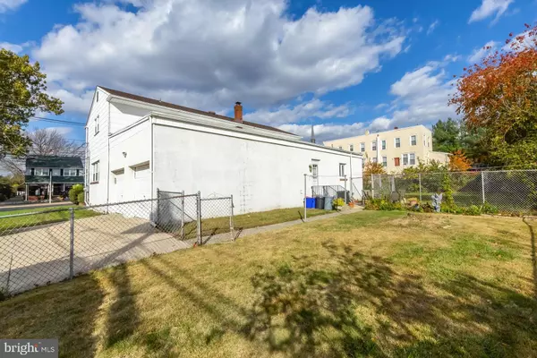 Mount Ephraim, NJ 08059,40 W KINGS HWY