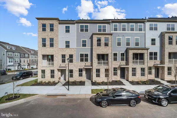 42530 INVERGORDON TERRACE, Sterling, VA 20166