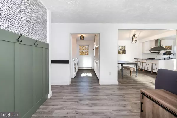 Harrisburg, PA 17112,16 AMY DR