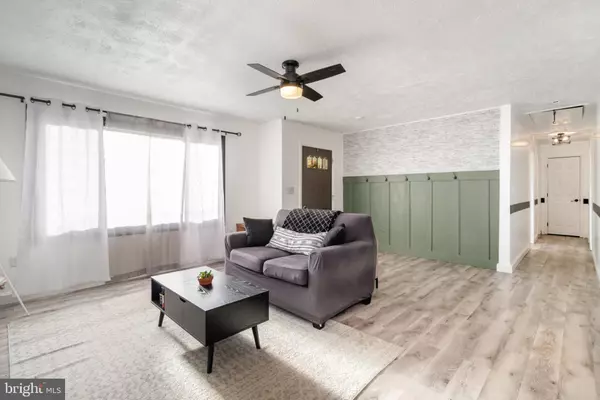 Harrisburg, PA 17112,16 AMY DR