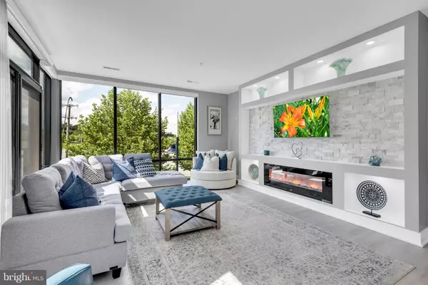 Oxon Hill, MD 20745,145 RIVERHAVEN DR #313