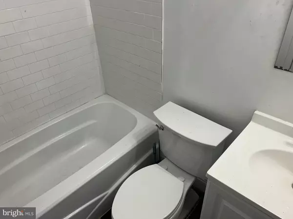 Washington, DC 20032,331 PARKLAND PL SE