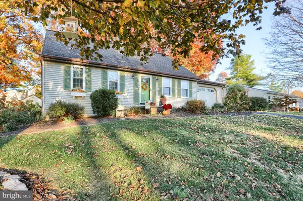 Mechanicsburg, PA 17055,21 PINETREE DRIVE