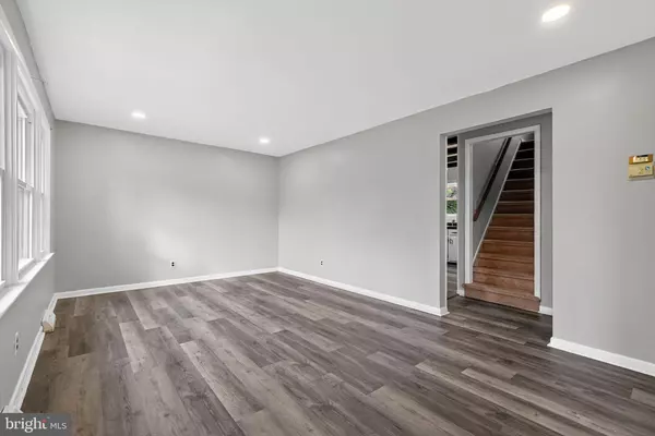 Warminster, PA 18974,315 FIR ST