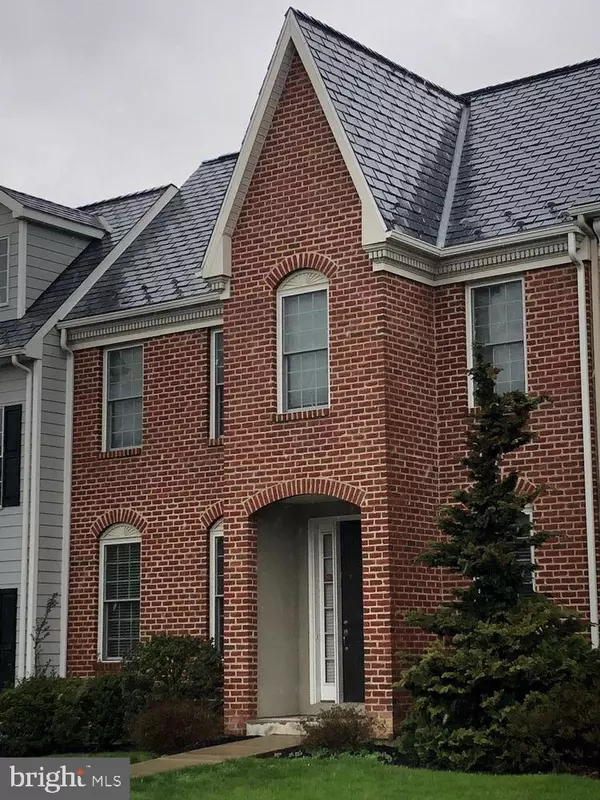 Mechanicsburg, PA 17050,12 JAMESTOWN SQ