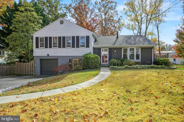 Rockville, MD 20854,8802 STONEHAVEN CT